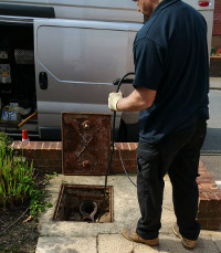Clearing blocked drains in Upper Norwood